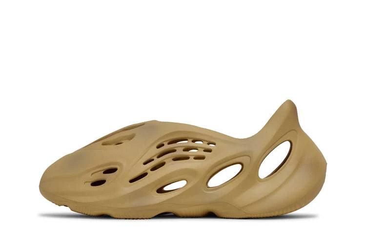 Yeezy Foam RNR Desert Sand